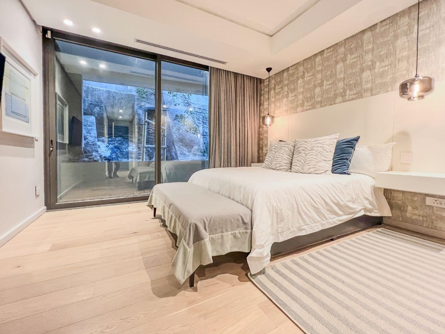 4 Bedroom Property for Sale in Clifton Western Cape